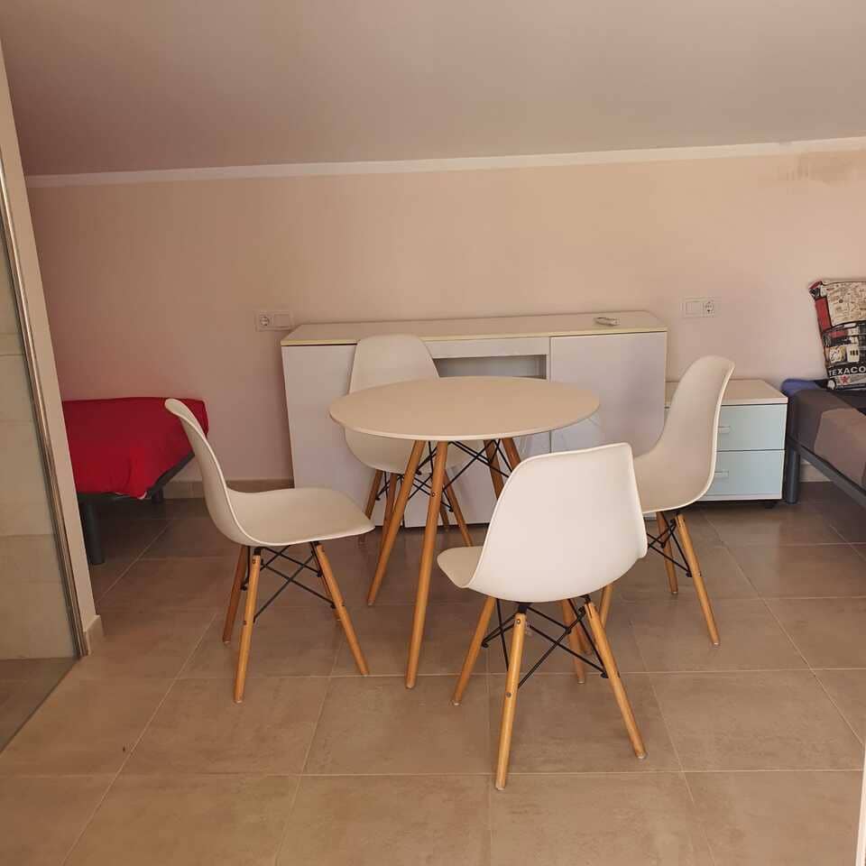 Casa de 3 habitaciones en La Marquesa en venta con piscina - 280.000 € (Ref: 9838804)