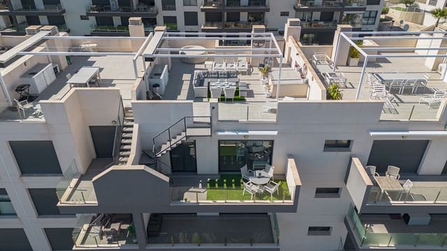 2 soveværelse Penthouse til salg i Villamartin, Orihuela med swimmingpool garage - € 289.900 (Ref: 9856278)