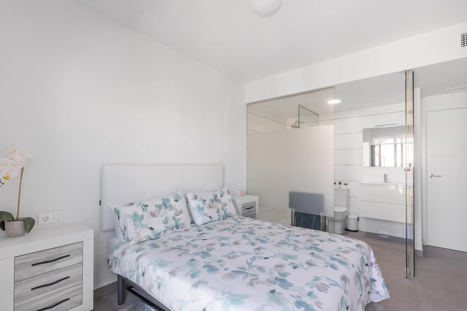2 soveværelse Penthouse til salg i Villamartin med swimmingpool garage - € 289.900 (Ref: 9856278)