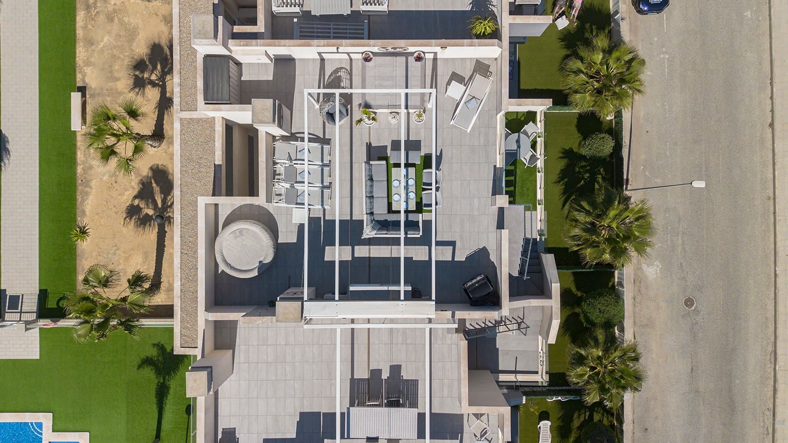 2 soveværelse Penthouse til salg i Villamartin med swimmingpool garage - € 289.900 (Ref: 9856278)