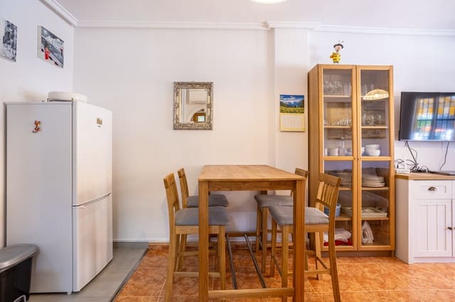 2 soveværelse Lejlighed til salg i Algorfa med swimmingpool - € 129.000 (Ref: 9860298)