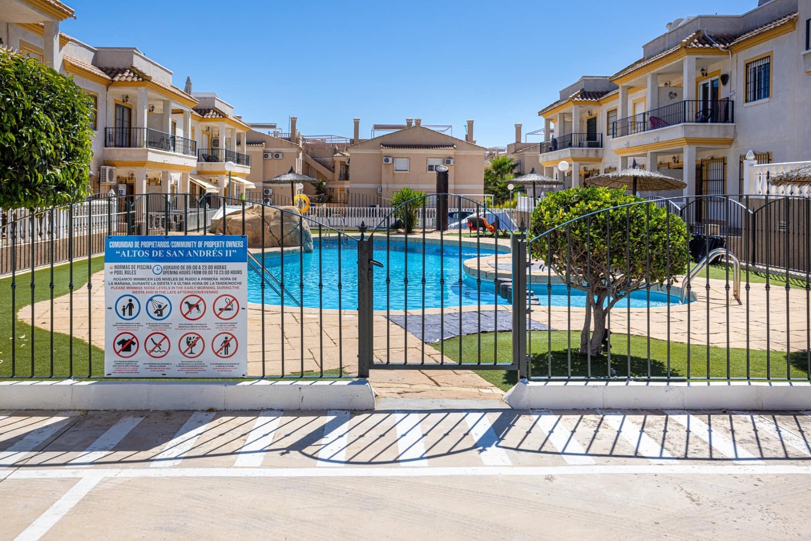 2 soveværelse Lejlighed til salg i Algorfa med swimmingpool - € 129.000 (Ref: 9860298)