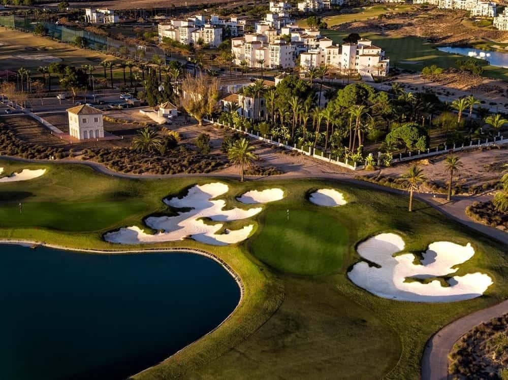 2 soveværelse Penthouse til salg i Hacienda Riquelme med swimmingpool - € 189.000 (Ref: 9860298)