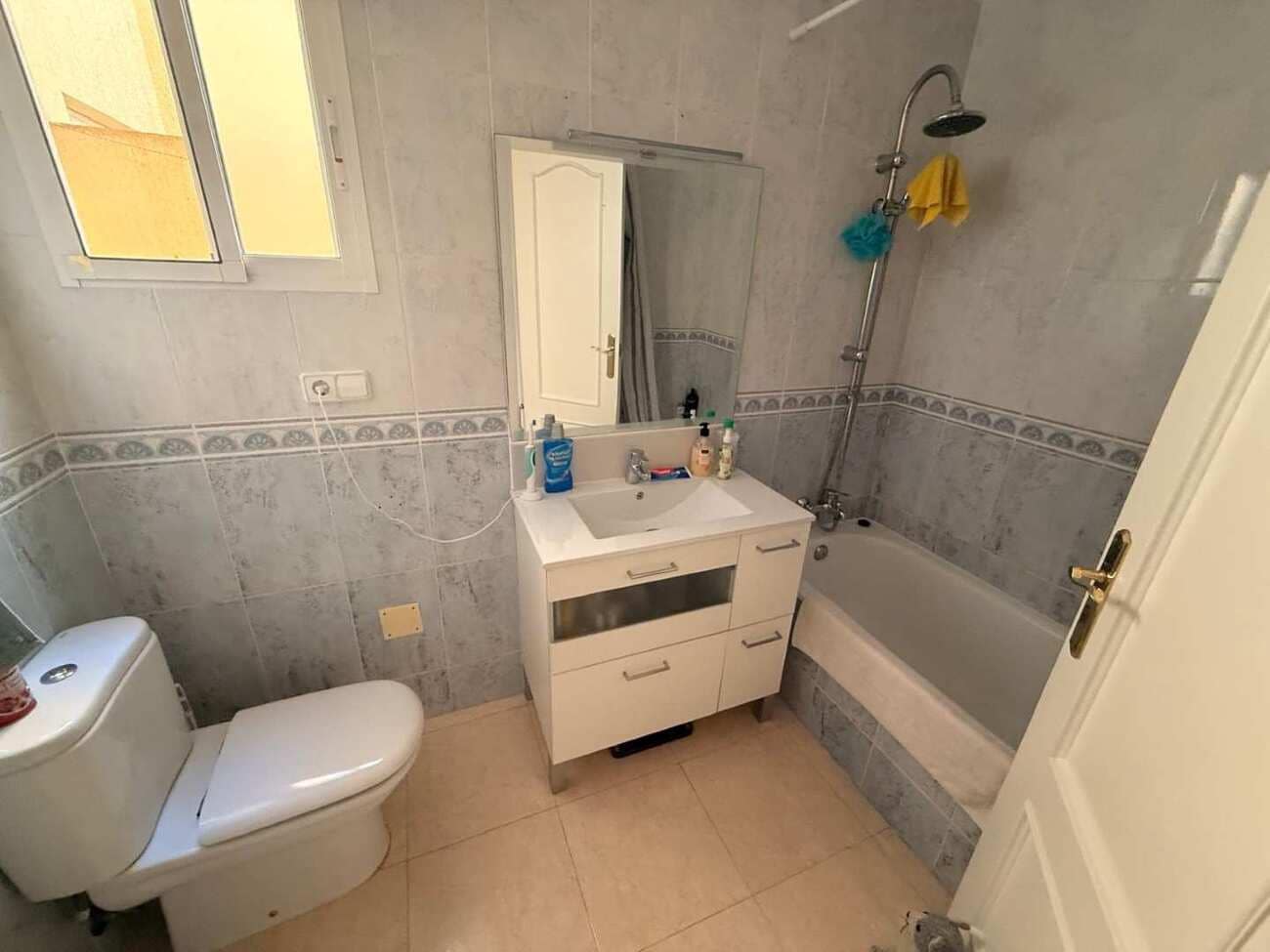 2 bedroom Apartment for sale in Catral with pool - € 78,000 (Ref: 9861230)