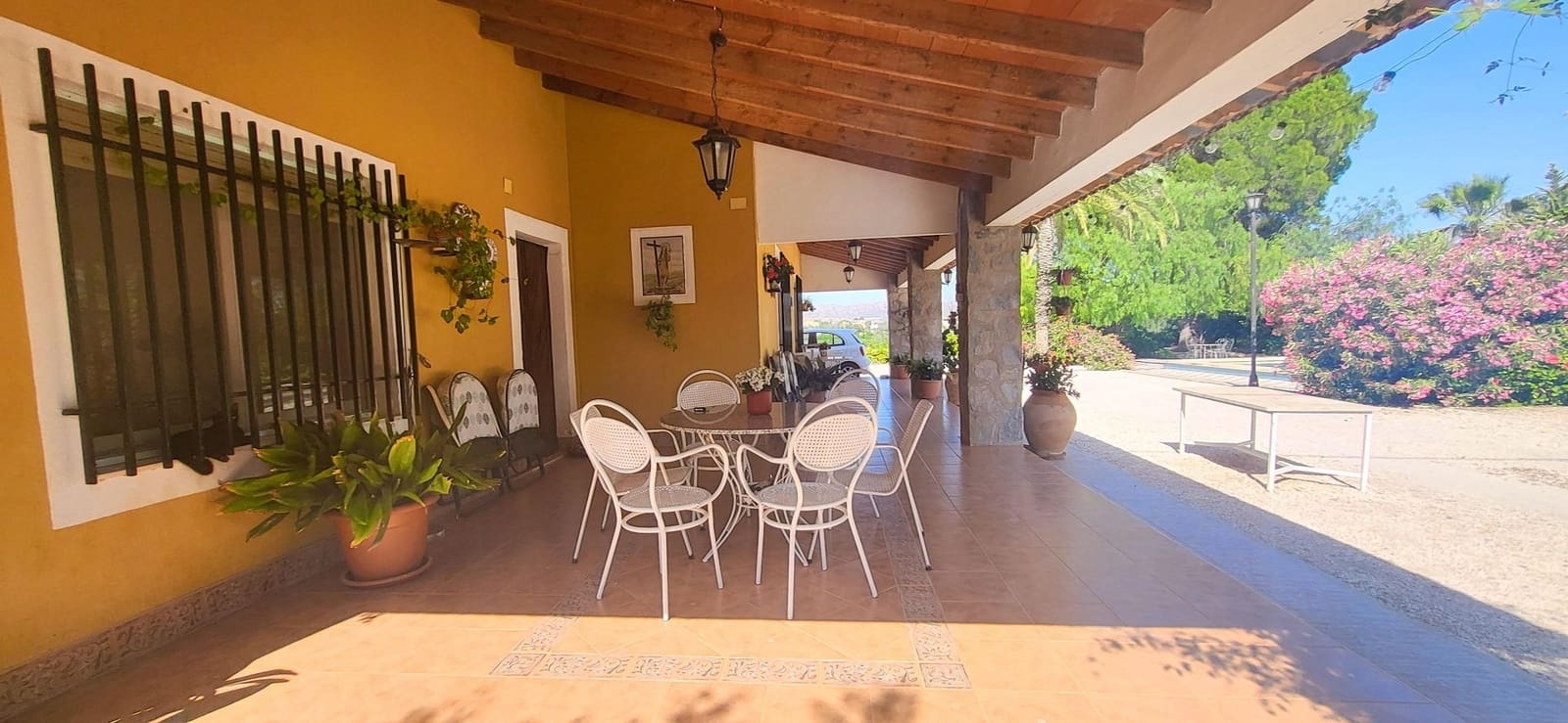 4 bedroom Villa for sale in Novelda with pool - € 280,000 (Ref: 9889489)