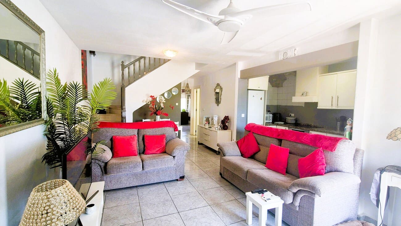 4 soveværelse Byhus til salg i Los Dolses med swimmingpool - € 295.000 (Ref: 9899964)