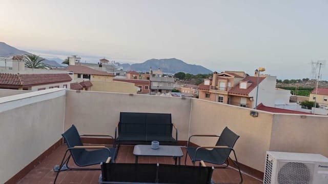 Apartamento de 2 habitaciones en Hurchillo, Orihuela en venta - 115.000 € (Ref: 9902388)