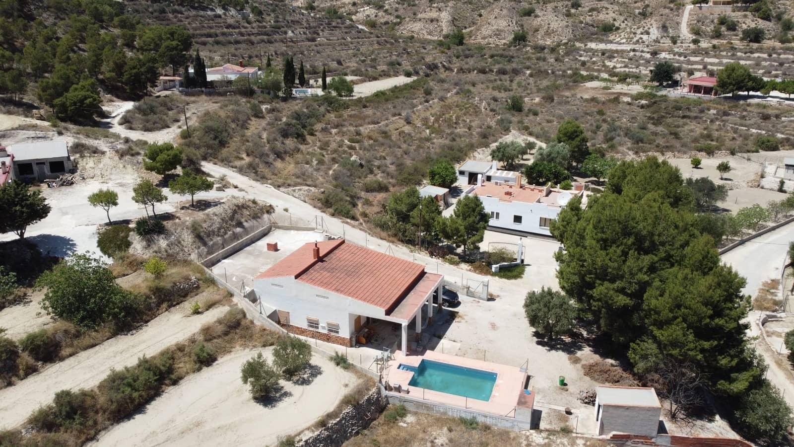 4 slaapkamer Finca/Landhuis te koop in Crevillente / Crevillent met zwembad garage - € 245.000 (Ref: 9902389)