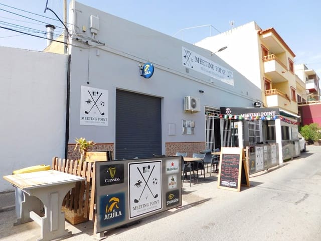Commercial for sale in San Miguel de Salinas with pool - € 69,000 (Ref: 9912277)