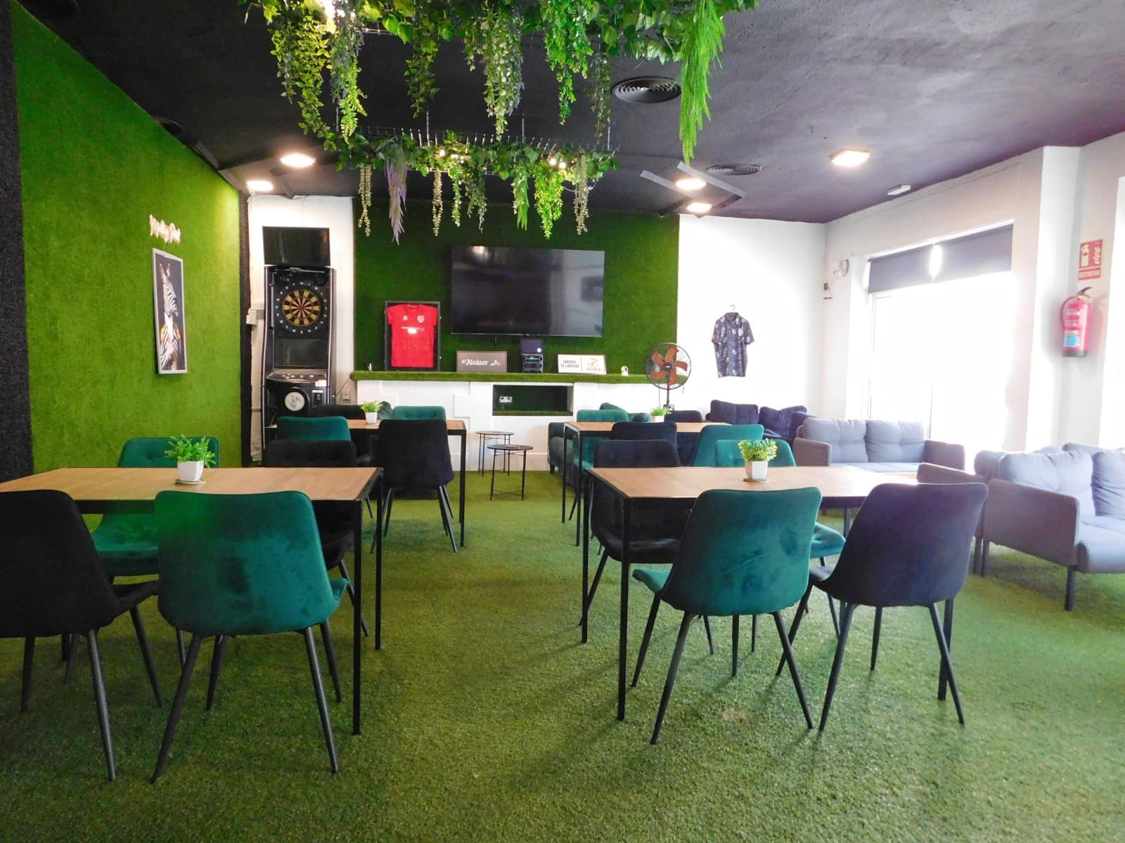 Commercial for sale in San Miguel de Salinas with pool - € 69,000 (Ref: 9912277)