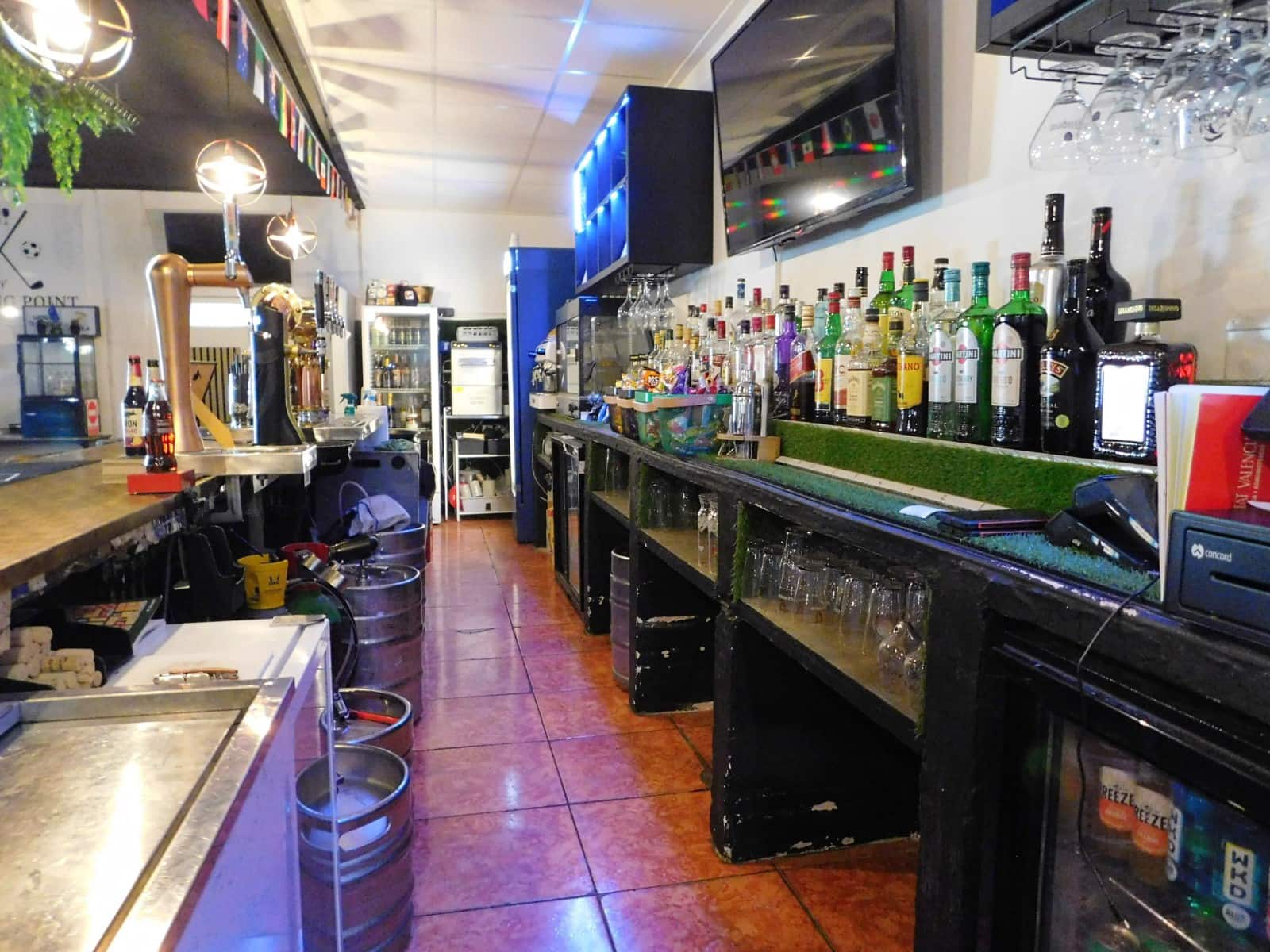 Commercial for sale in San Miguel de Salinas with pool - € 69,000 (Ref: 9912277)