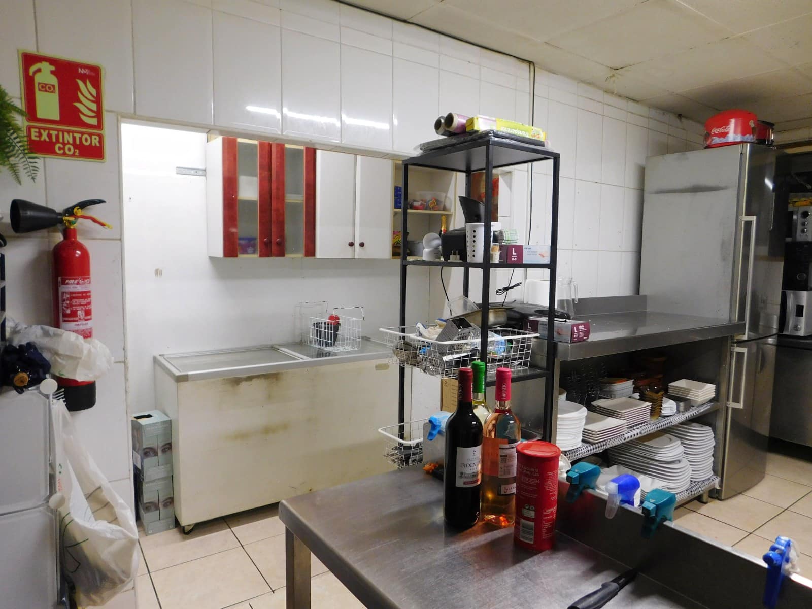 Commercial for sale in San Miguel de Salinas with pool - € 69,000 (Ref: 9912277)