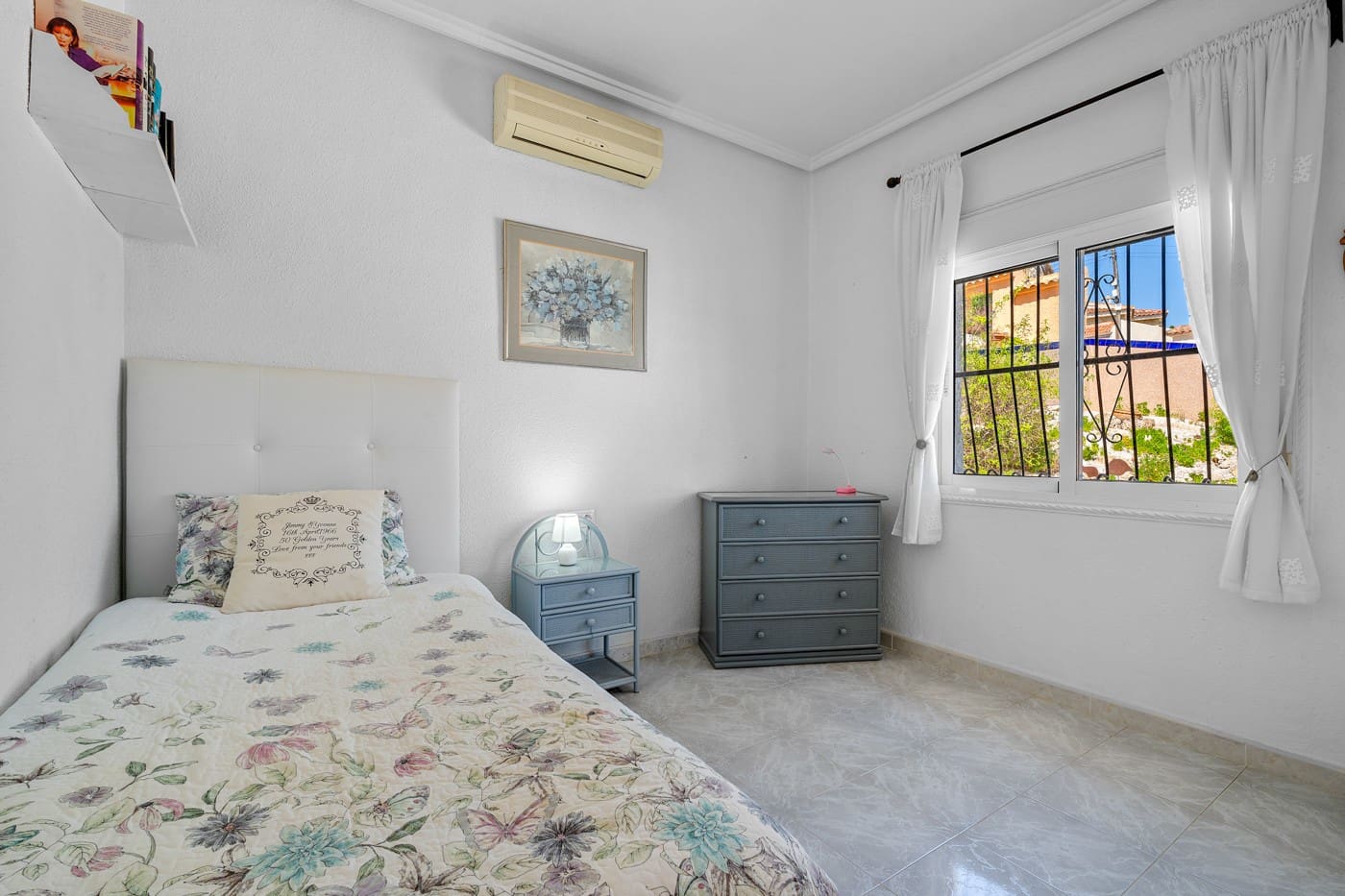Chalet de 4 habitaciones en Ciudad Quesada en venta con piscina - 399.000 € (Ref: 9928626)