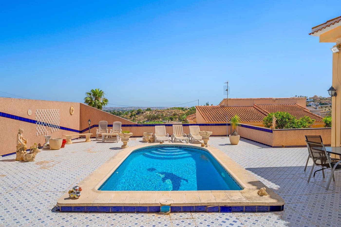 Chalet de 4 habitaciones en Ciudad Quesada en venta con piscina - 399.000 € (Ref: 9928626)