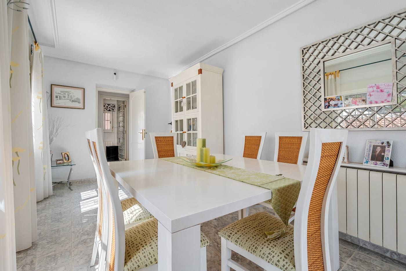 Chalet de 4 habitaciones en Ciudad Quesada en venta con piscina - 399.000 € (Ref: 9928626)