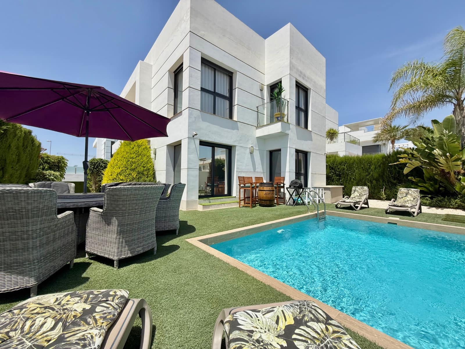 Chalet de 4 habitaciones en Ciudad Quesada en venta con piscina garaje - 525.000 € (Ref: 9935258)