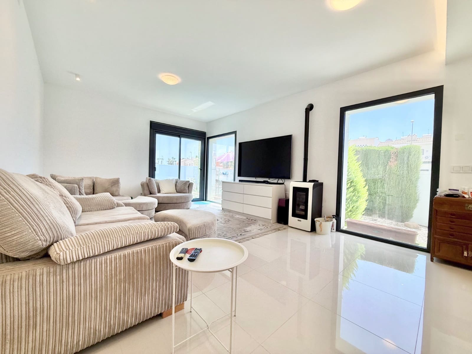 Chalet de 4 habitaciones en Ciudad Quesada en venta con piscina garaje - 525.000 € (Ref: 9935258)