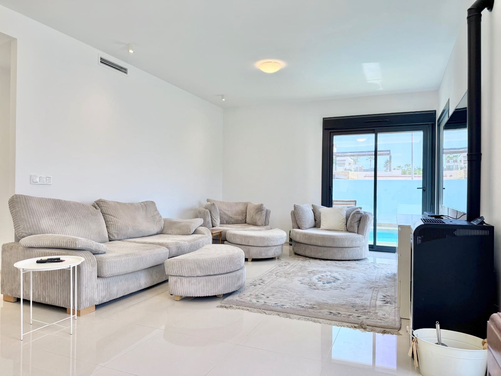 Chalet de 4 habitaciones en Ciudad Quesada en venta con piscina garaje - 525.000 € (Ref: 9935258)
