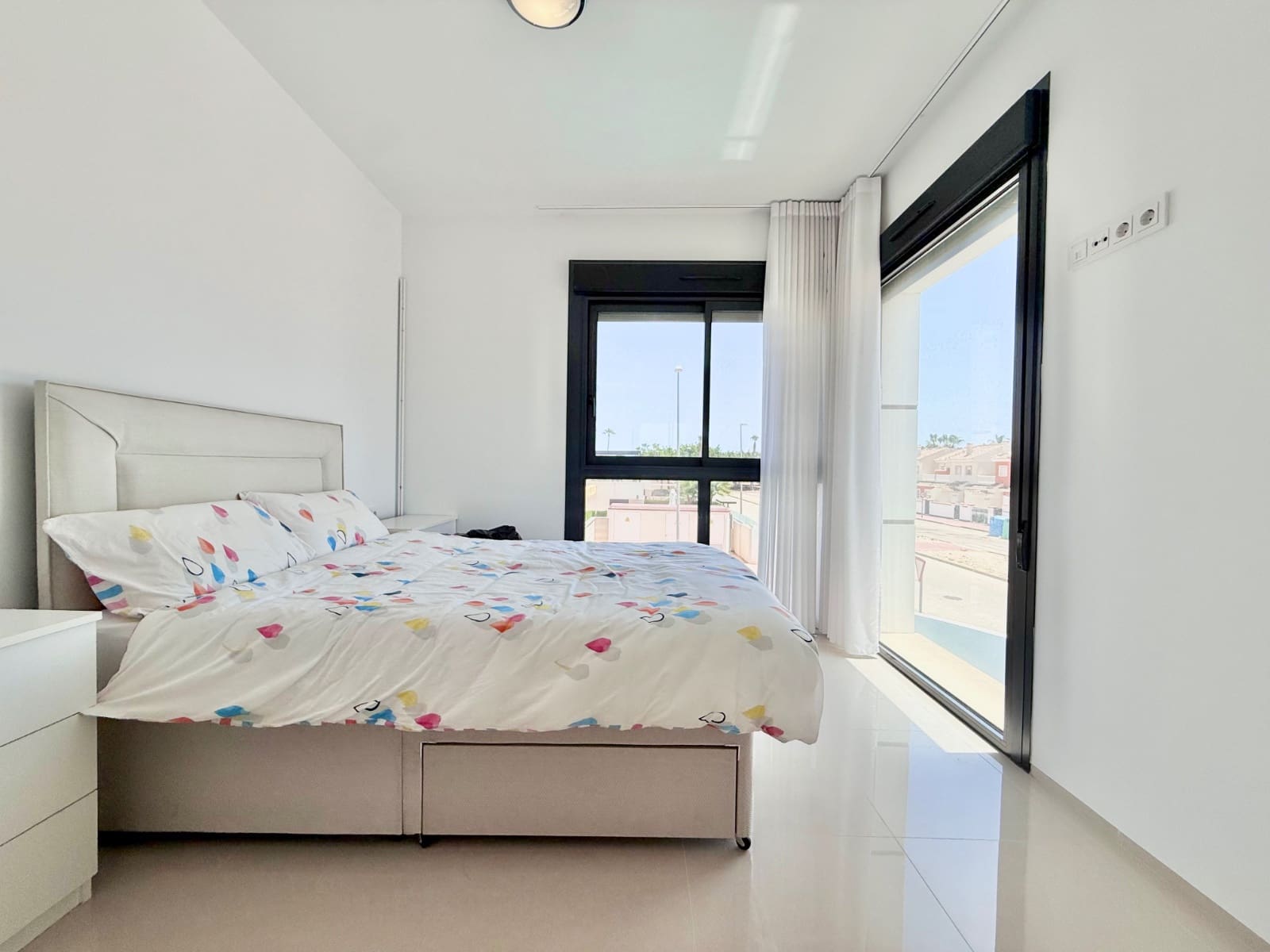 Chalet de 4 habitaciones en Ciudad Quesada en venta con piscina garaje - 525.000 € (Ref: 9935258)