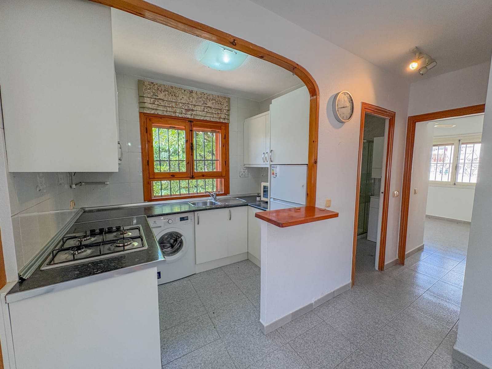 2 makuuhuone Huvila myytävänä paikassa Torrevieja mukana uima-altaan - 189 000 € (Ref: 9948868)