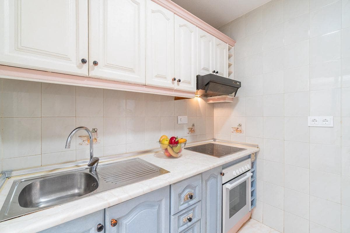 2 chambre Bungalow à vendre à Torrevieja avec piscine - 139 000 € (Ref: 9957555)