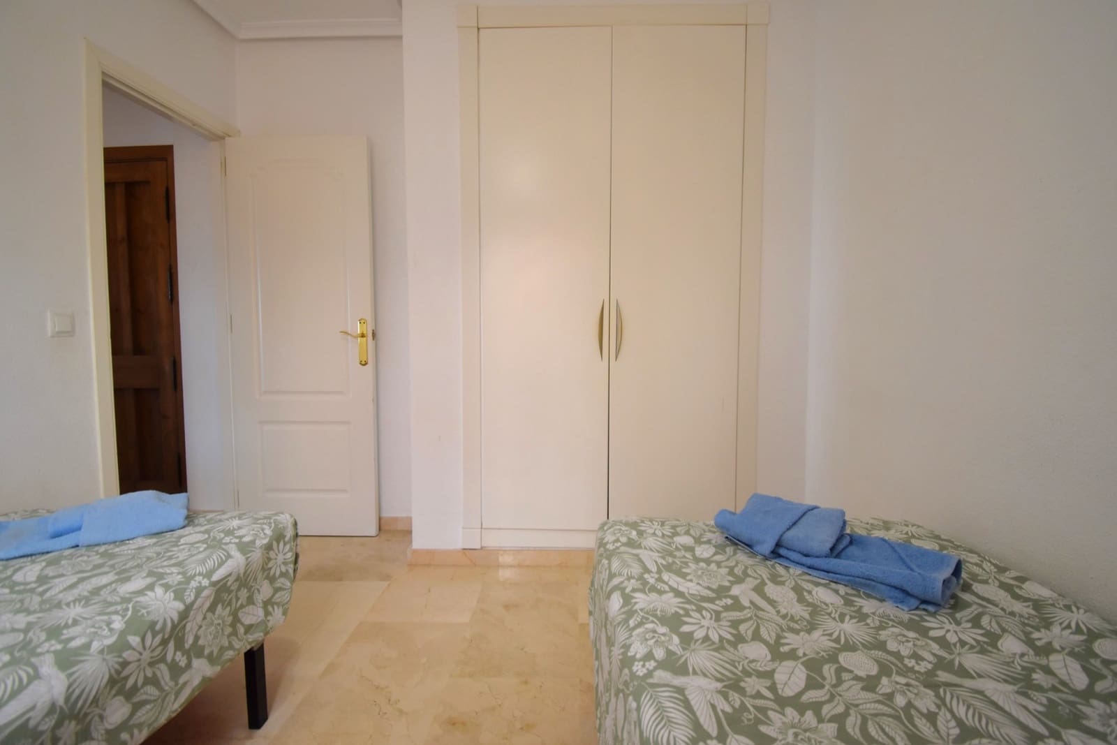 2 soverom Leilighet til salgs i Orihuela Costa med svømmebasseng garasje - € 165 000 (Ref: 9961681)