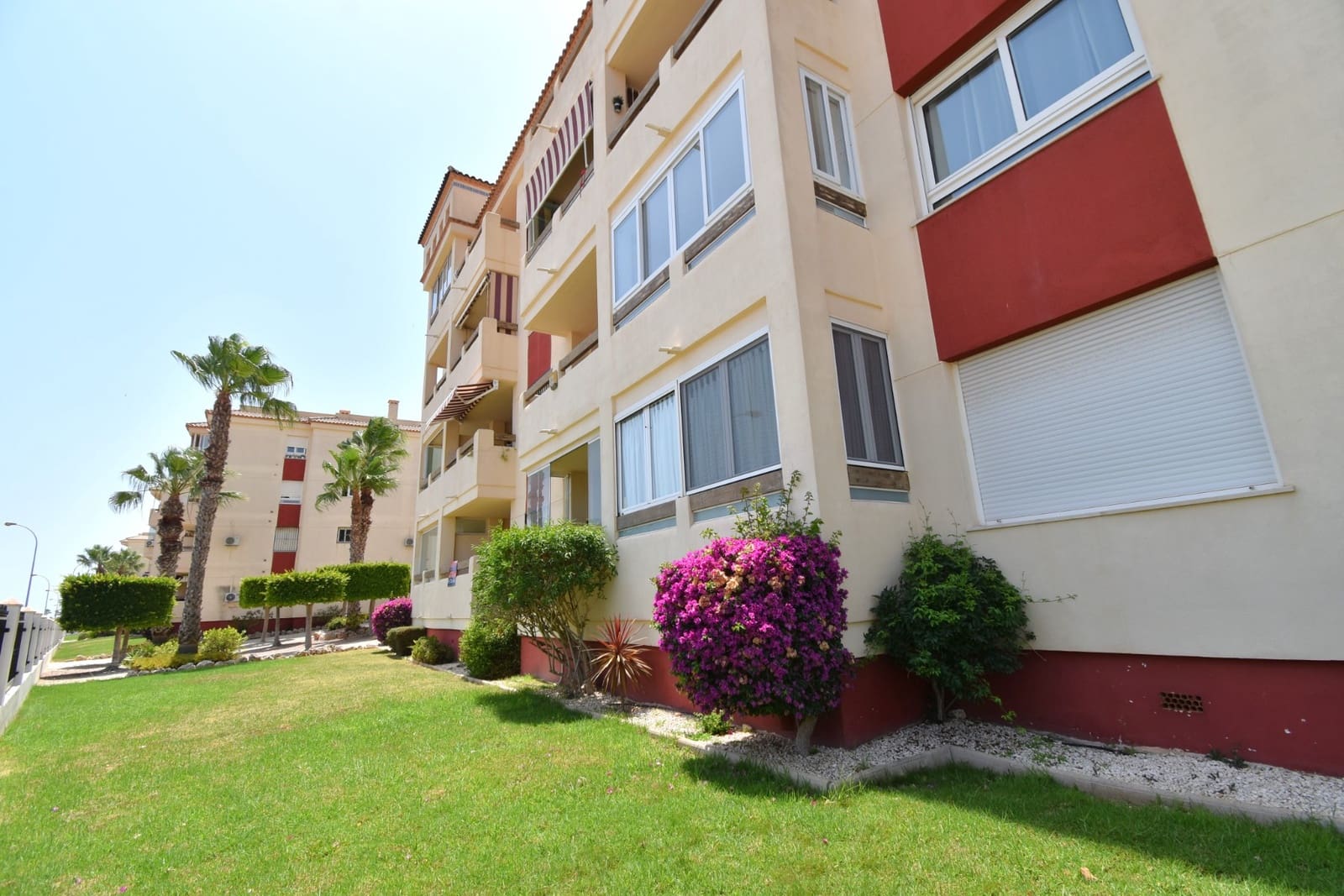 2 soverom Leilighet til salgs i Orihuela Costa med svømmebasseng garasje - € 165 000 (Ref: 9961681)