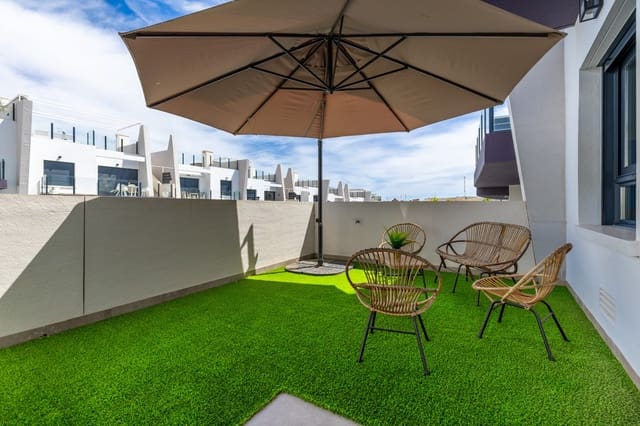 2 Zimmer Apartment zu verkaufen in San Miguel de Salinas mit Pool - 212.000 € (Ref: 9965957)