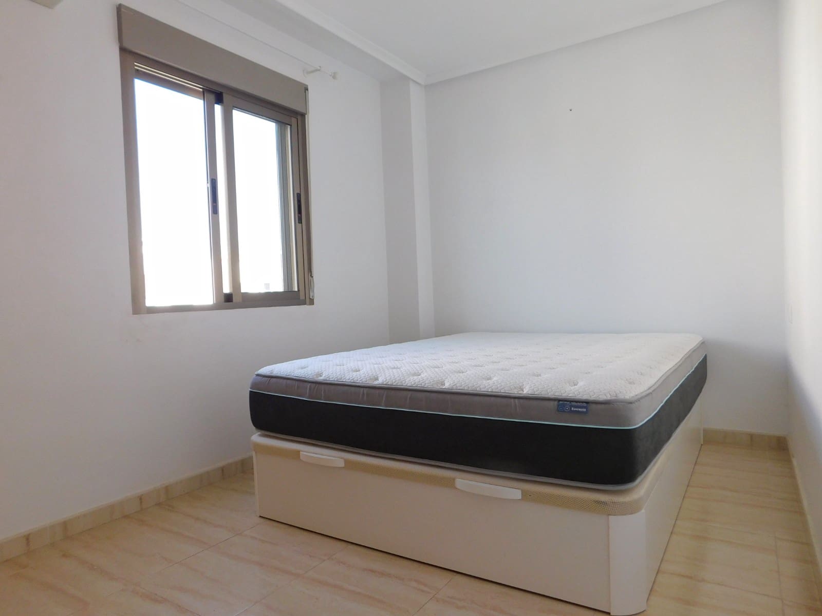 2 Zimmer Apartment zu verkaufen in San Miguel de Salinas mit Pool - 125.000 € (Ref: 9965958)