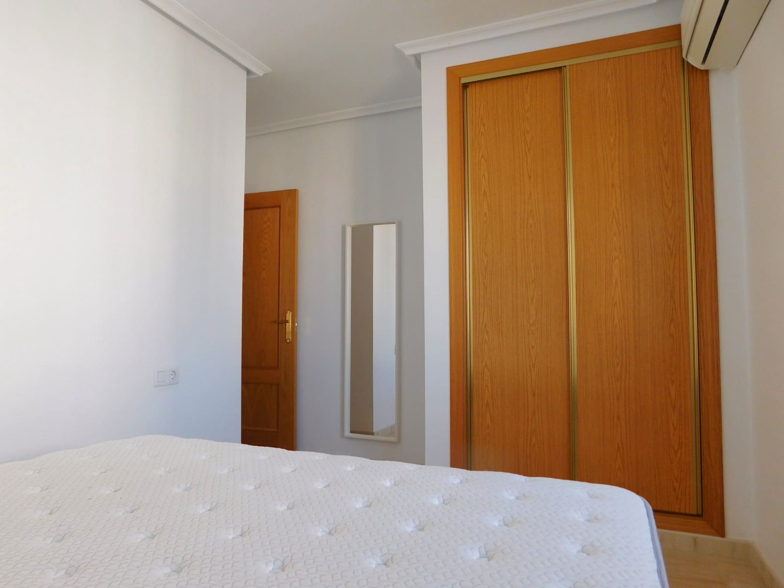 2 Zimmer Apartment zu verkaufen in San Miguel de Salinas mit Pool - 125.000 € (Ref: 9965958)