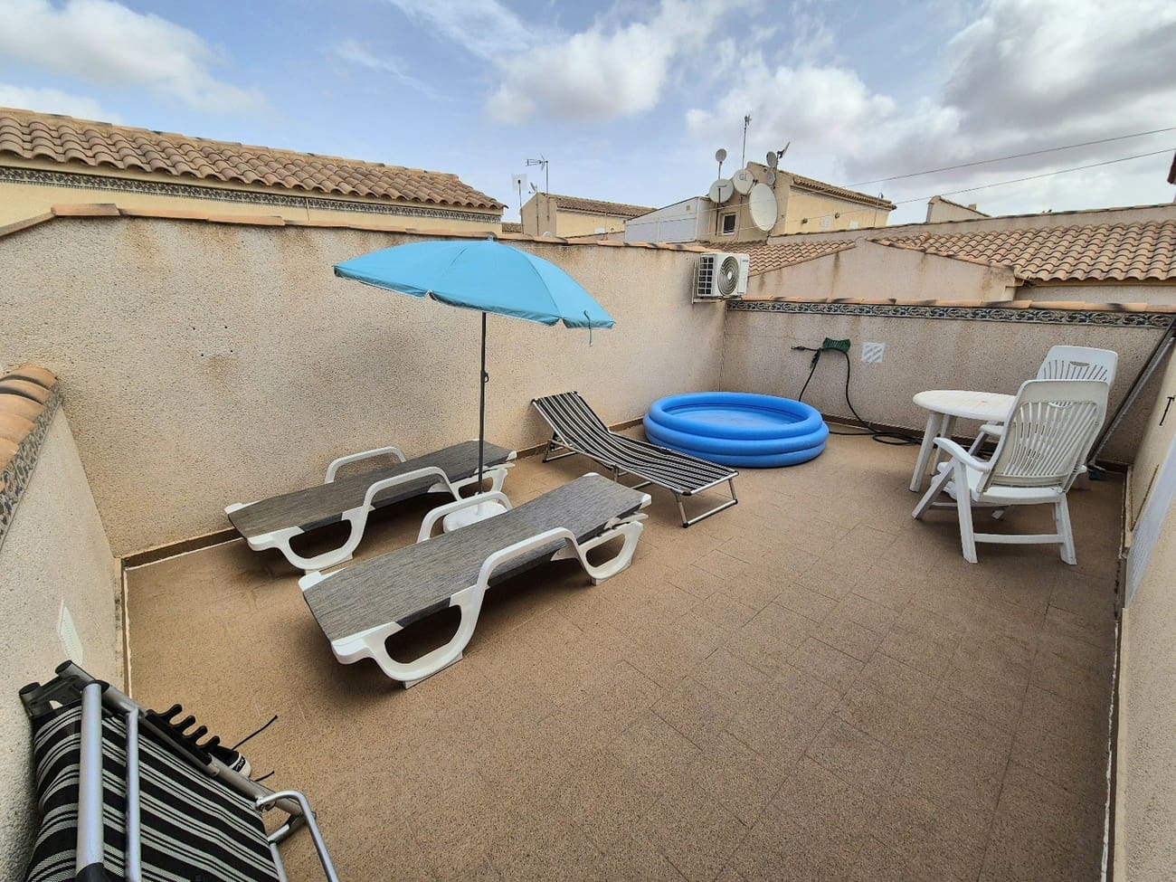 2 soverom Penthouse til salgs i Orihuela Costa med svømmebasseng garasje - € 149 950 (Ref: 9981533)