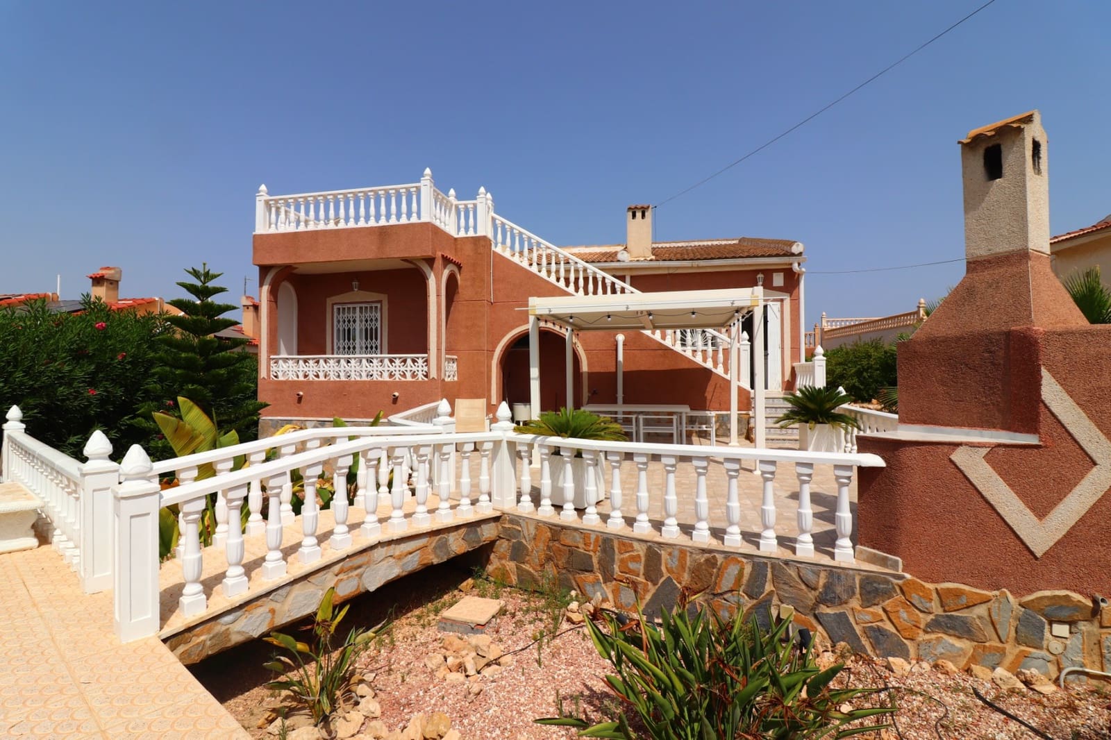3 bedroom Villa for sale in Ciudad Quesada with pool garage - € 394,950 (Ref: 9981534)