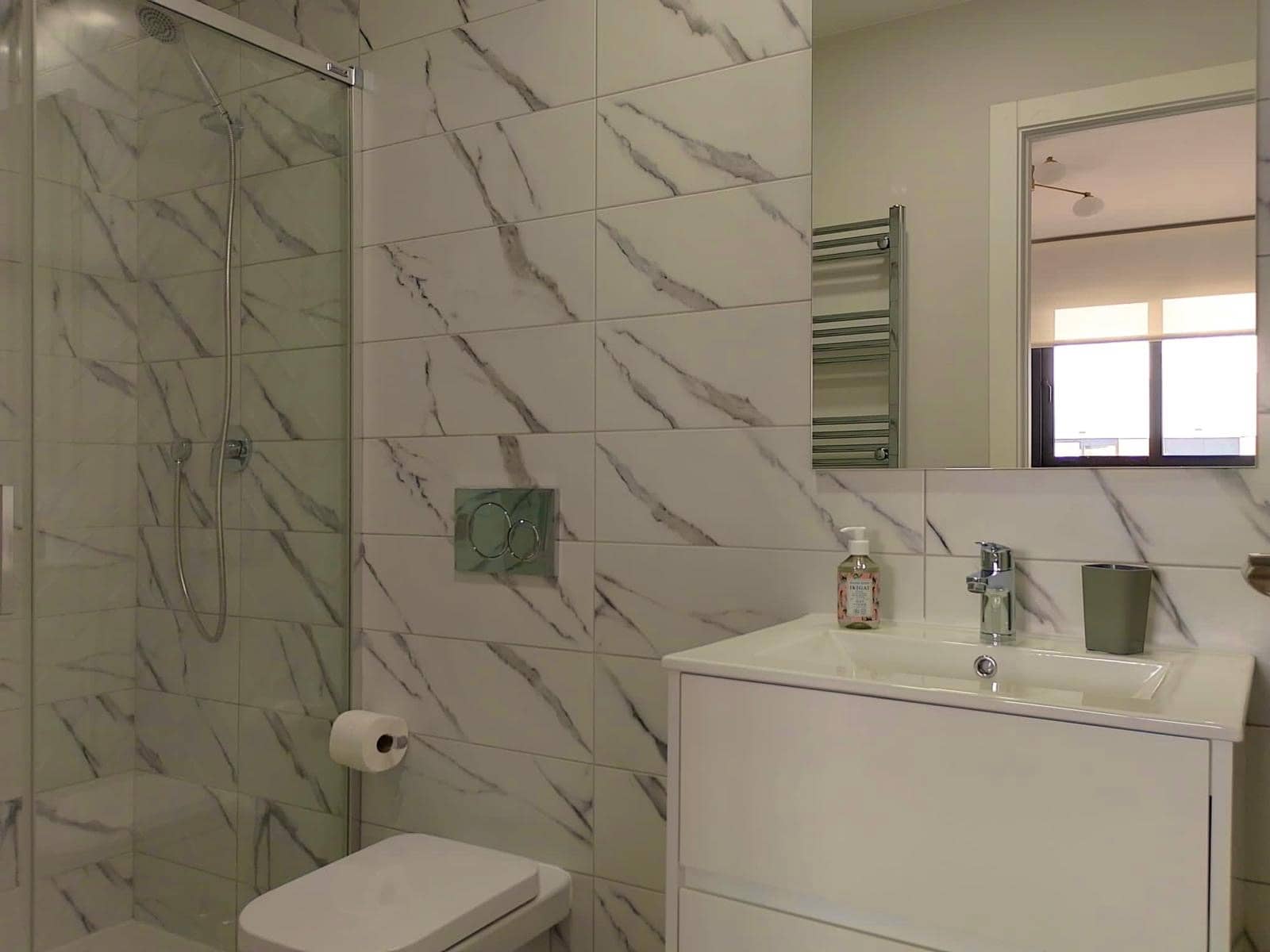 2 Zimmer Apartment zu verkaufen in Orihuela mit Pool Garage - 269.000 € (Ref: 9983954)