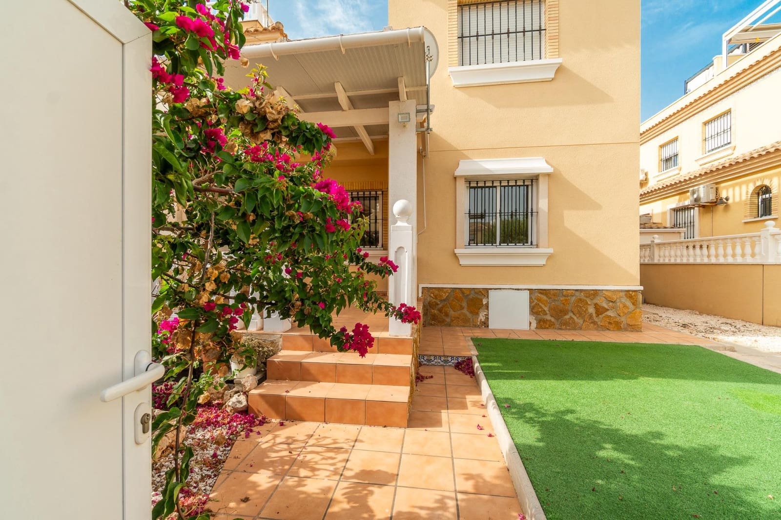 2 camera da letto Bungalow in vendita in Orihuela Costa con piscina - 175.000 € (Rif: 9986067)