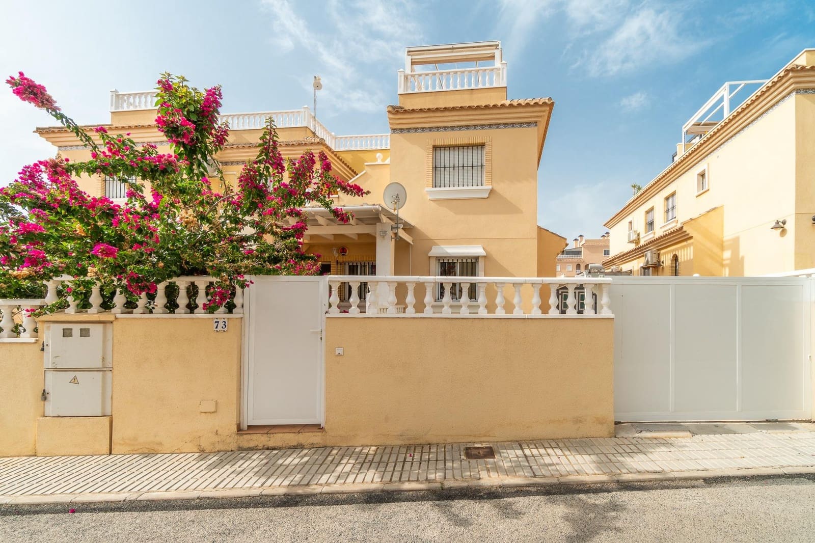 2 camera da letto Bungalow in vendita in Orihuela Costa con piscina - 175.000 € (Rif: 9986067)