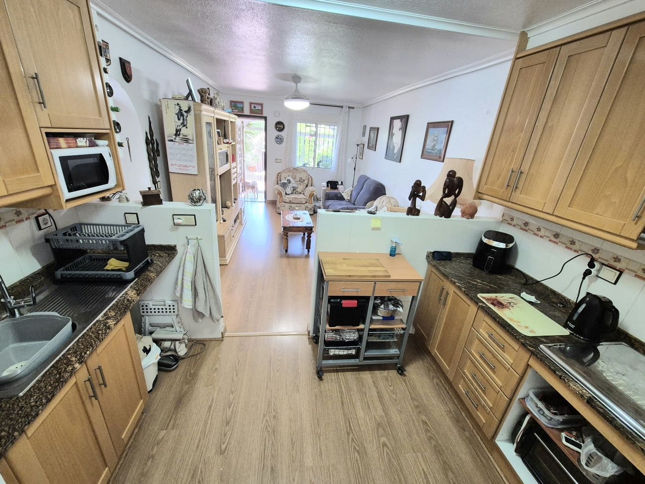 3 soverom Kjedet enebolig til salgs i Los Montesinos med svømmebasseng - € 219 995 (Ref: 9996403)
