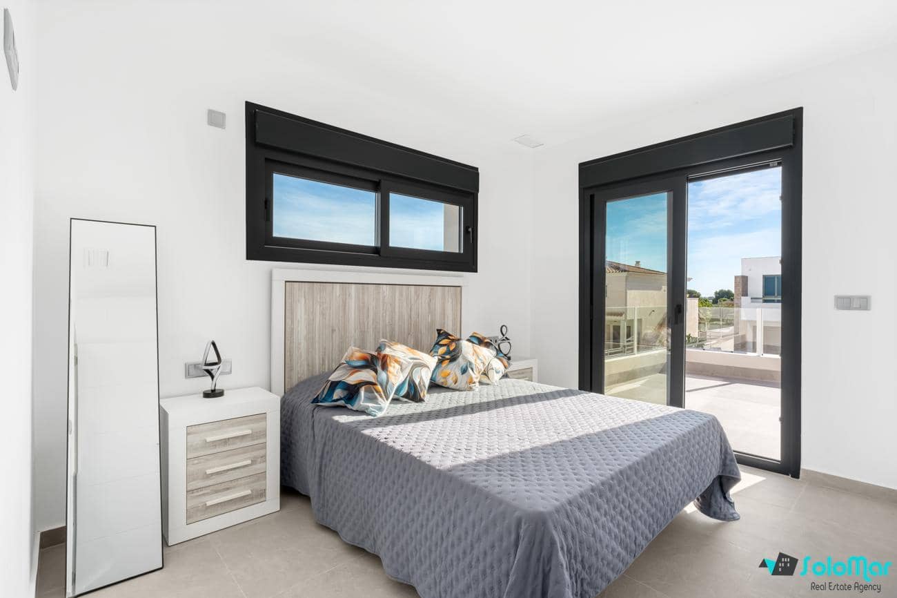 3 soveværelse Byhus til salg i Daya Nueva med swimmingpool garage - € 324.000 (Ref: 10093821)