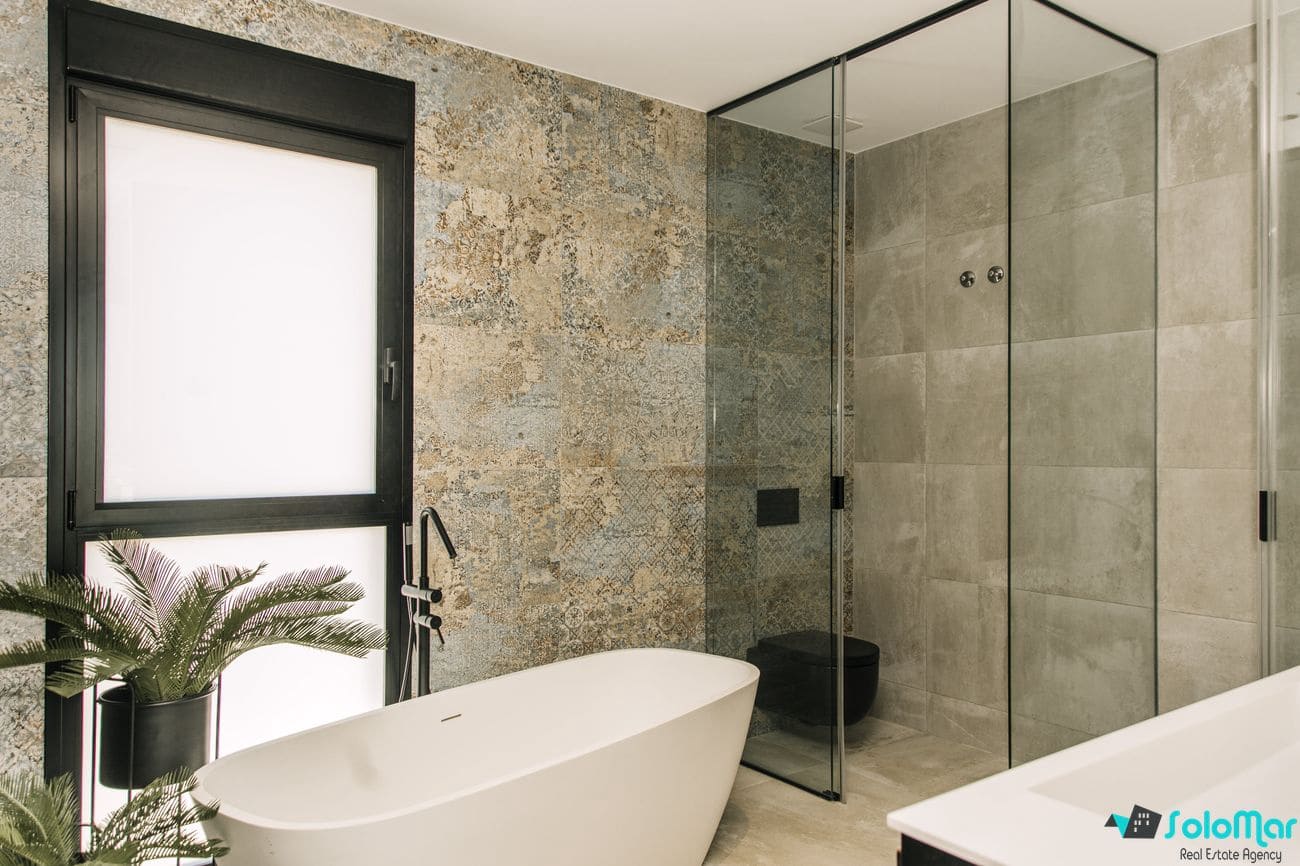 3 bedroom Villa for sale in Ciudad Quesada with pool - € 1,275,000 (Ref: 4686428)