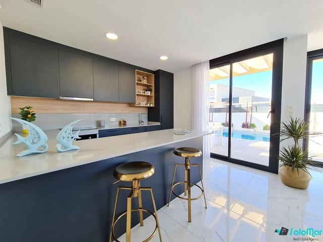 Chalet de 3 habitaciones en Los Montesinos en venta - 423.900 € (Ref: 4686809)