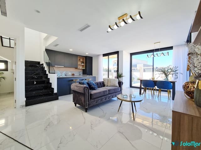 Chalet de 3 habitaciones en Los Montesinos en venta - 423.900 € (Ref: 4686809)