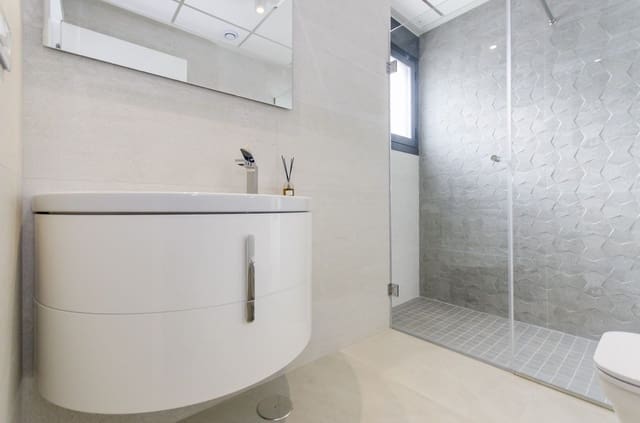 3 sypialnia Willa na sprzedaż w San Miguel de Salinas z basenem - 1 250 000 € (Ref: 5532188)