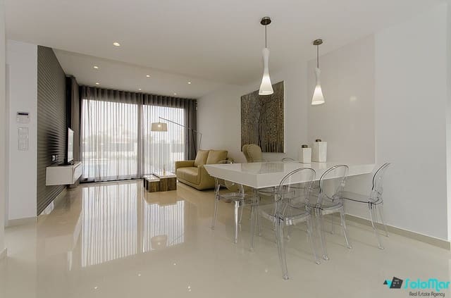 6 bedroom Villa for sale in Dehesa de Campoamor, Orihuela with pool garage - € 1,499,000 (Ref: 5534262)