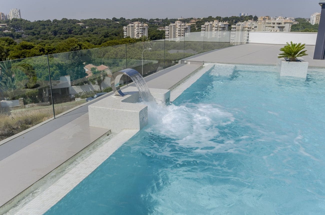 3 bedroom Villa for sale in Dehesa de Campoamor with pool - € 1,175,000 (Ref: 5534263)