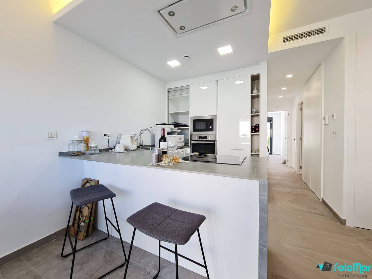 3 bedroom Apartment for sale in Torrevieja with pool - € 289,900 (Ref: 5540681)