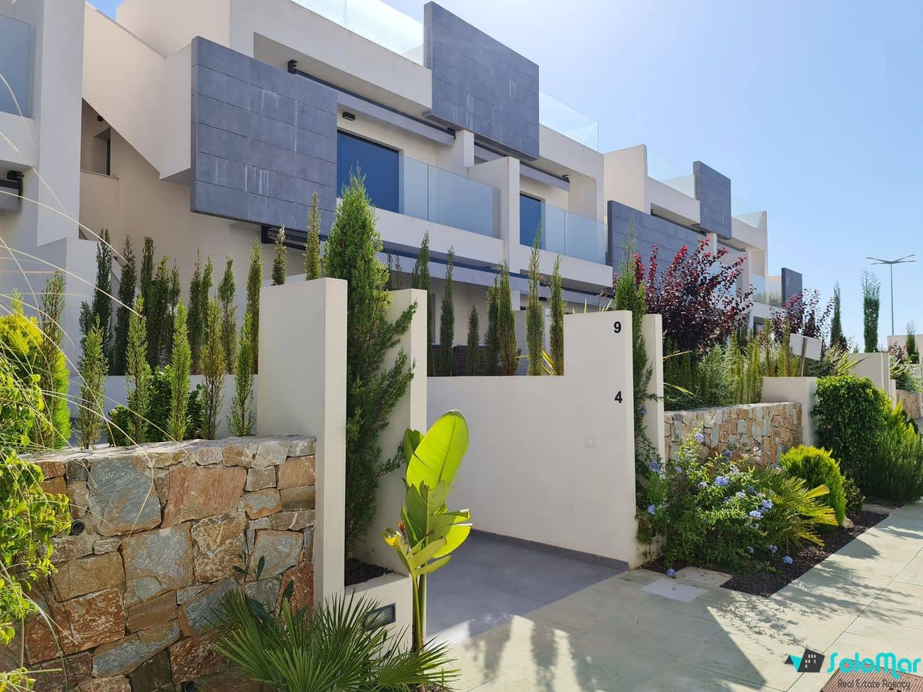 3 bedroom Apartment for sale in Torrevieja with pool - € 289,900 (Ref: 5540681)