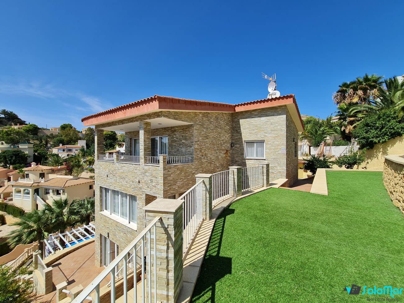 4 soveværelse Villa til salg i El Campello med swimmingpool garage - € 735.000 (Ref: 5617615)