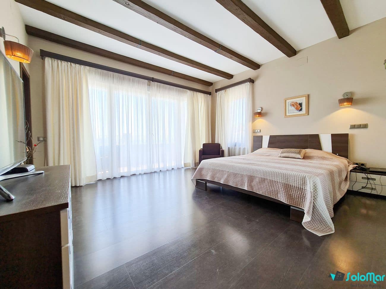 4 soveværelse Villa til salg i El Campello med swimmingpool garage - € 735.000 (Ref: 5617615)