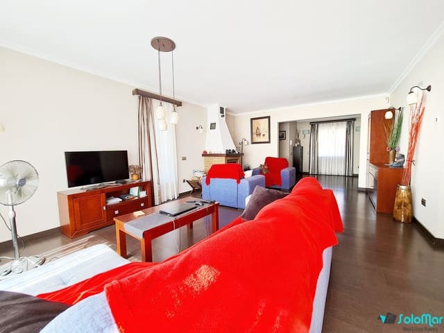 4 soveværelse Villa til salg i Coveta Fuma, El Campello med swimmingpool garage - € 735.000 (Ref: 5617615)