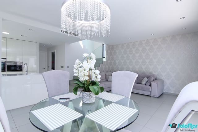 3 chambre Villa/Maison à vendre à Doña Pepa, Rojales avec piscine - 459 000 € (Ref: 5627743)