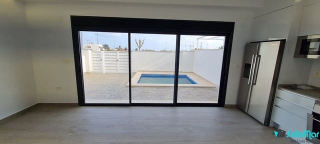 3 slaapkamer Villa te koop in La Zenia, Orihuela met zwembad - € 399.900 (Ref: 5630380)